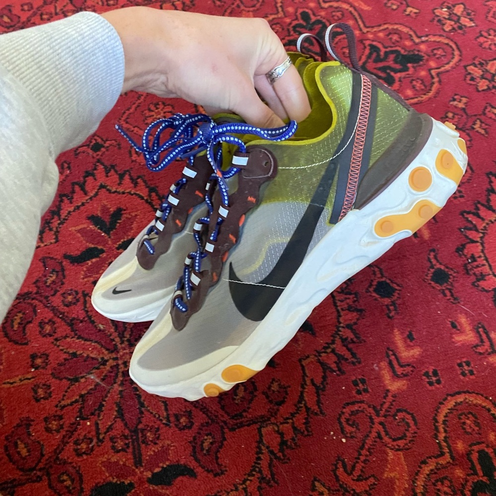 Nike react 87 in moss green/ brown/ blue